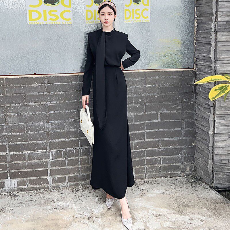 绿色设计感长袖连衣裙女秋冬新款高腰显瘦垂坠感气质收腰鱼尾长裙