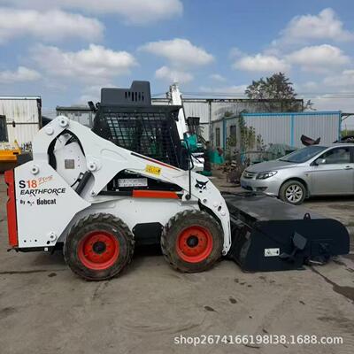 九成新山猫滑移装载机 Bobcat S18 S16Compact Skid Steer Loader