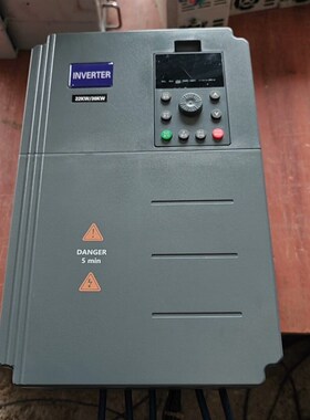 XBC5000-4T22G/30P 22KW重载变频器。拆机