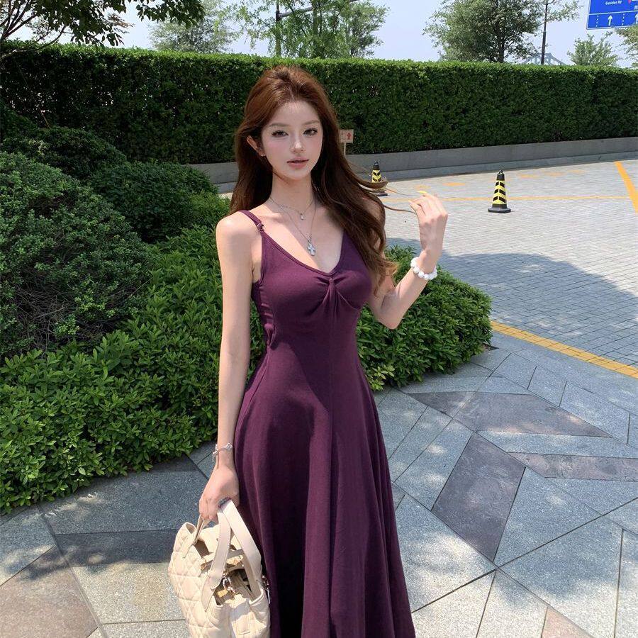 设计感紫色初恋韵味褶皱吊带连衣裙女装夏季气质百搭修身显瘦长裙