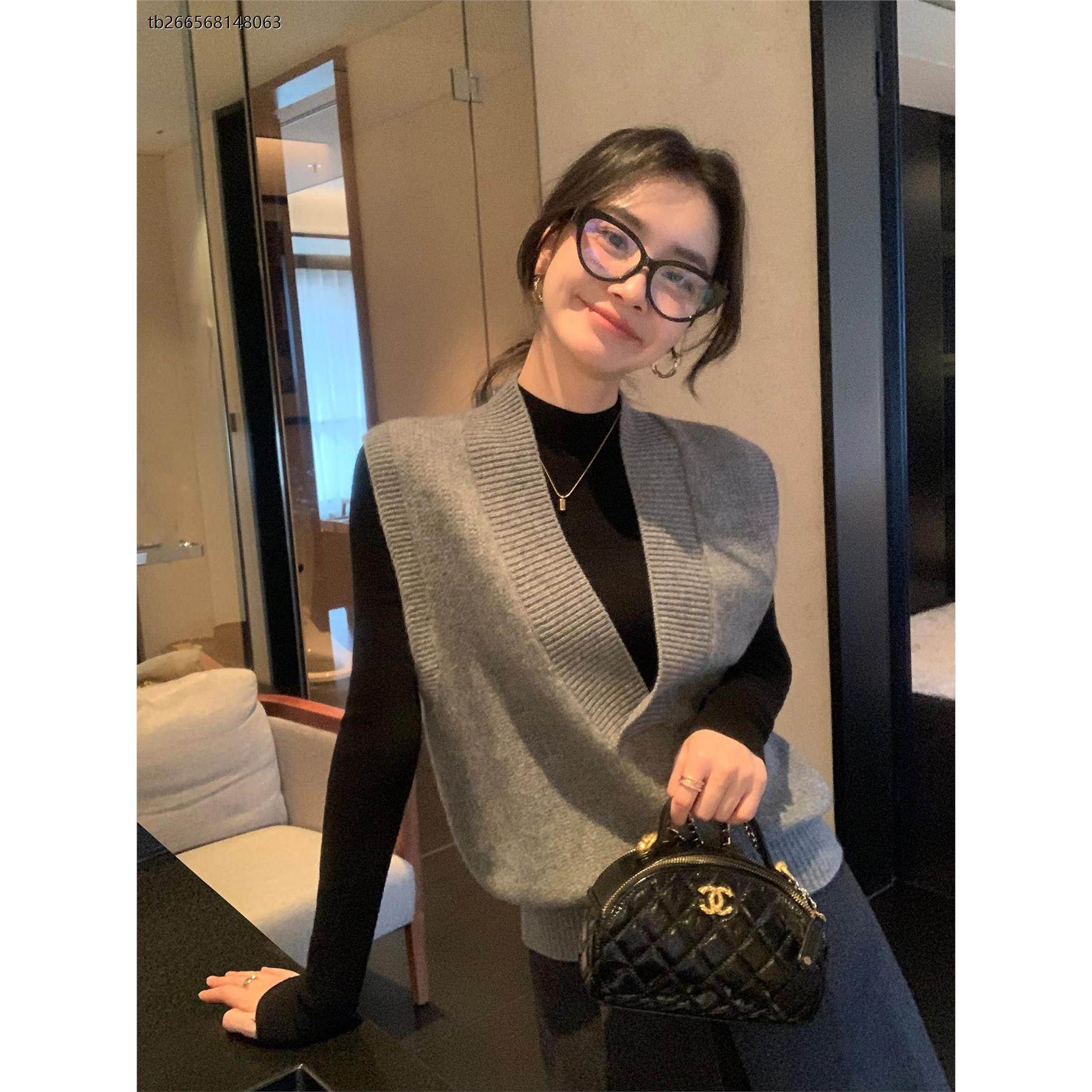 优质全羊毛灰色毛衣背心女设计感叠穿针织马甲无袖上衣