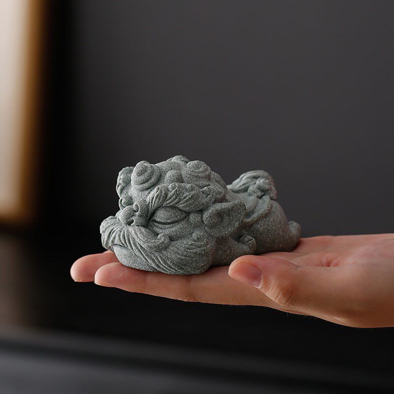可爱小醒狮摆件茶宠茶玩盖置笔托笔架国潮舞狮鱼缸造景桌面装饰品