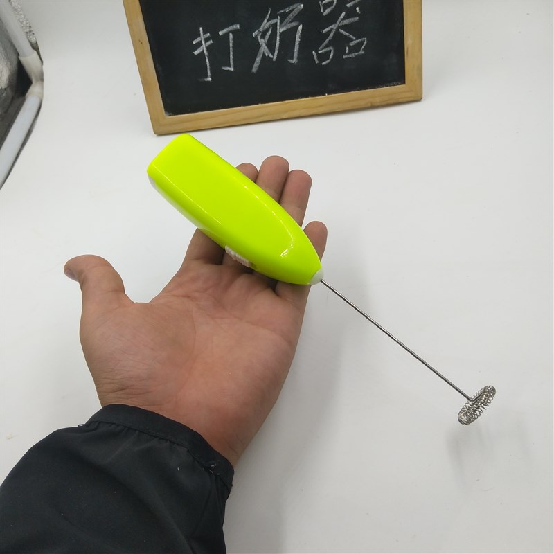 自动手持式不锈钢迷你电动搅拌器 鹦鹉奶粉搅拌器 打蛋搅拌器图片