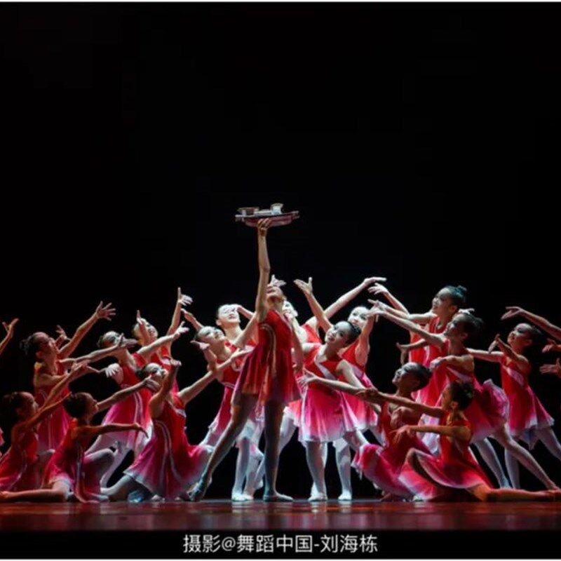 第十二届小荷风采红船的孩子舞蹈演出服女童变装表演服儿童合唱服