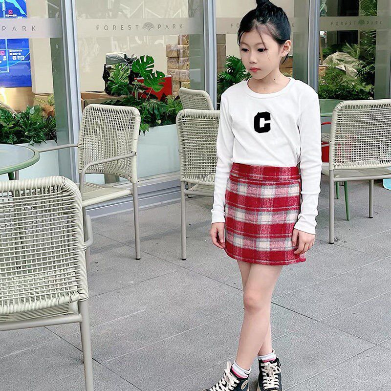 儿童半身裙红色春秋女童毛呢包臀裙裤学生女孩格子JK半截短裙A字