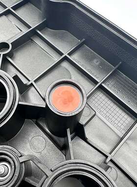 9812071480 9805712480 9812828980 适用标致雪铁龙 气门室盖总成