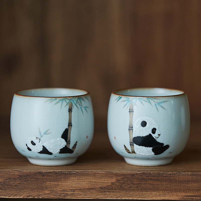手绘可爱熊猫小茶杯功夫茶具月白汝窑开片可养小号主人品茗杯茶碗