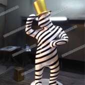 轻奢礼帽条纹熊卡通雕塑售楼处酒店大堂商业中心餐厅迎宾落地摆件