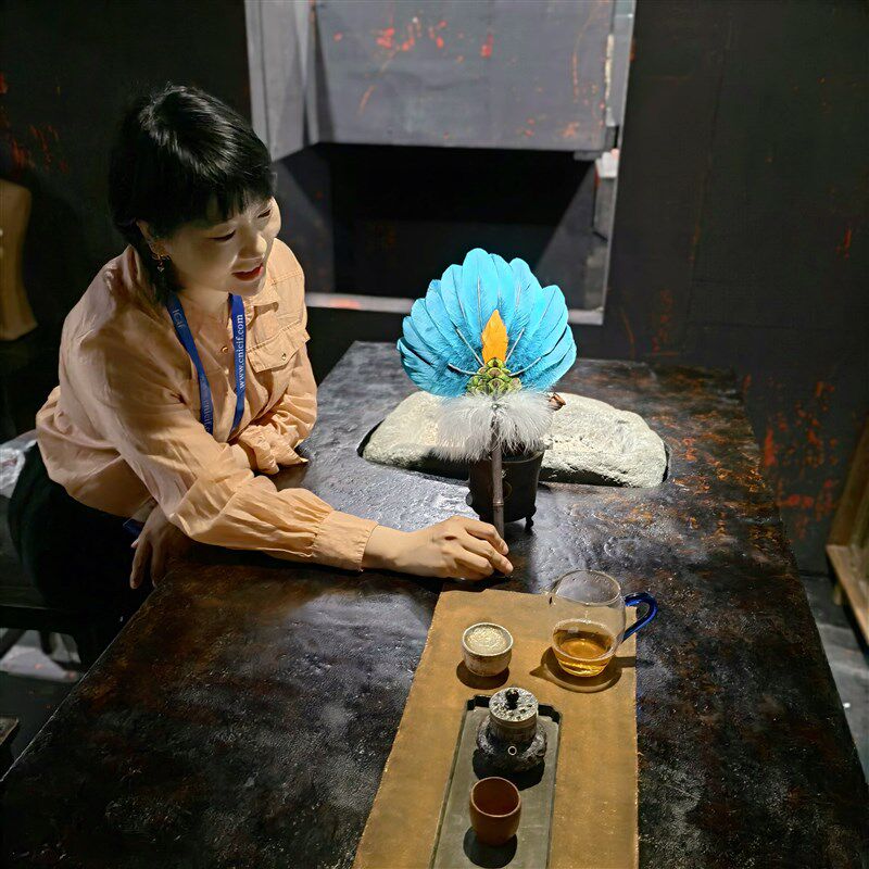 手工艺孔雀羽毛扇子古风儿童老式孔明诸葛亮羽扇鹅毛夏天扇风摆件