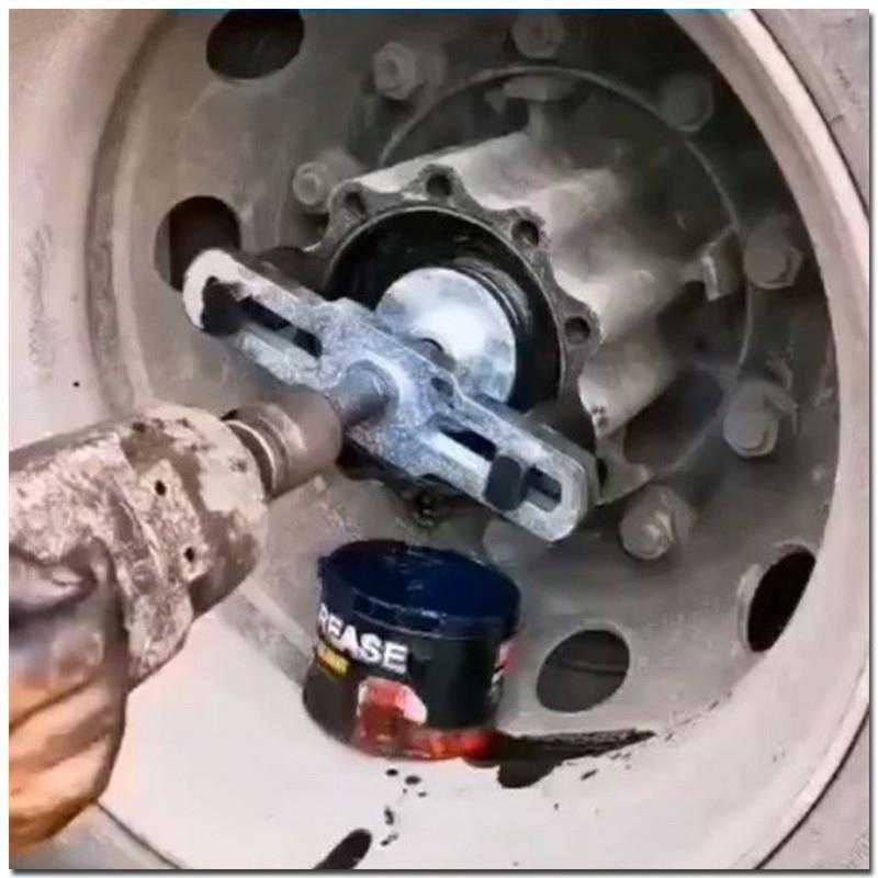 半轴桥后轮拉码轮拉器轮胎拉器拆卸大型汽车后轮内轴承拉器工具