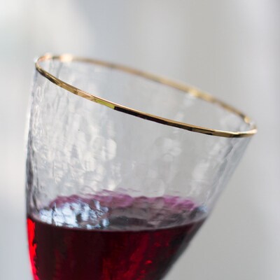 创意锤纹红酒杯金边香槟杯气泡酒甜酒高脚杯鸡尾酒杯展厅装饰杯子