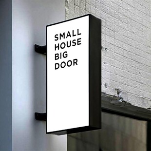 民宿挂墙式 铁艺店铺门口招牌发光字广告牌 创意双面镂空灯箱悬挂式