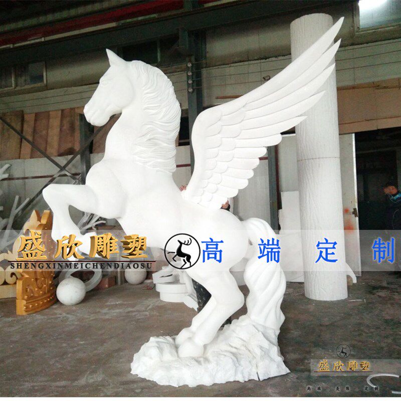 主题创意婚庆泡沫雕塑月亮月亮船星星热气球模型橱窗舞台背景道具