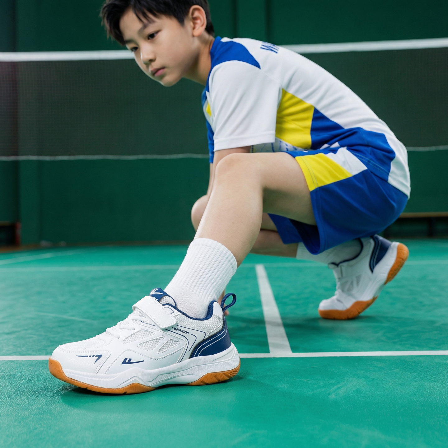 回力儿童鞋2026小学生体育课训练男女同款减震防滑魔术贴羽毛球鞋