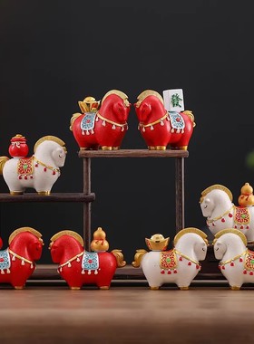 马年国潮马上发财摆件礼盒