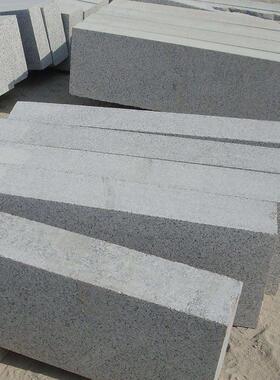 花岗岩路沿石天然芝麻灰路牙石道路工程路侧石绿化带路边石道牙石