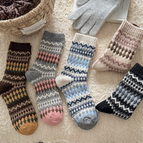 【下单立减30】北欧费尔岛菱格秋冬保暖日系复古民族风羊毛袜ZS
