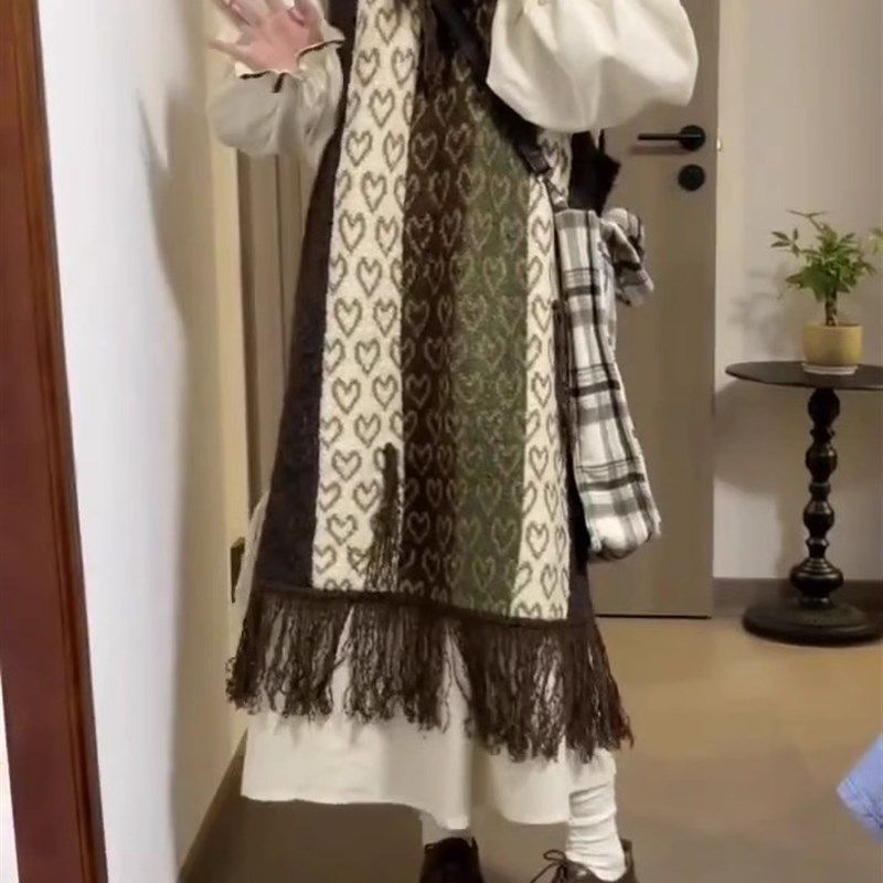 秋冬穿搭~爱心流苏针织无袖背心裙搭配中长款连衣裙套装内搭裙子