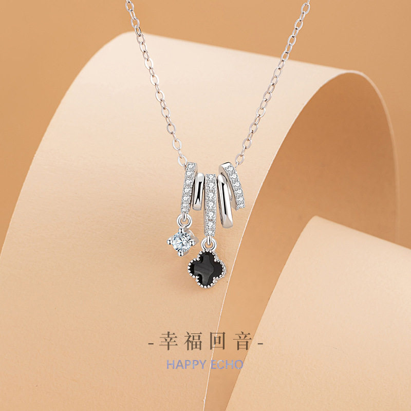 幸运四叶草纯银925项链女小众轻奢款花朵锁骨链ins风环环相扣吊坠
