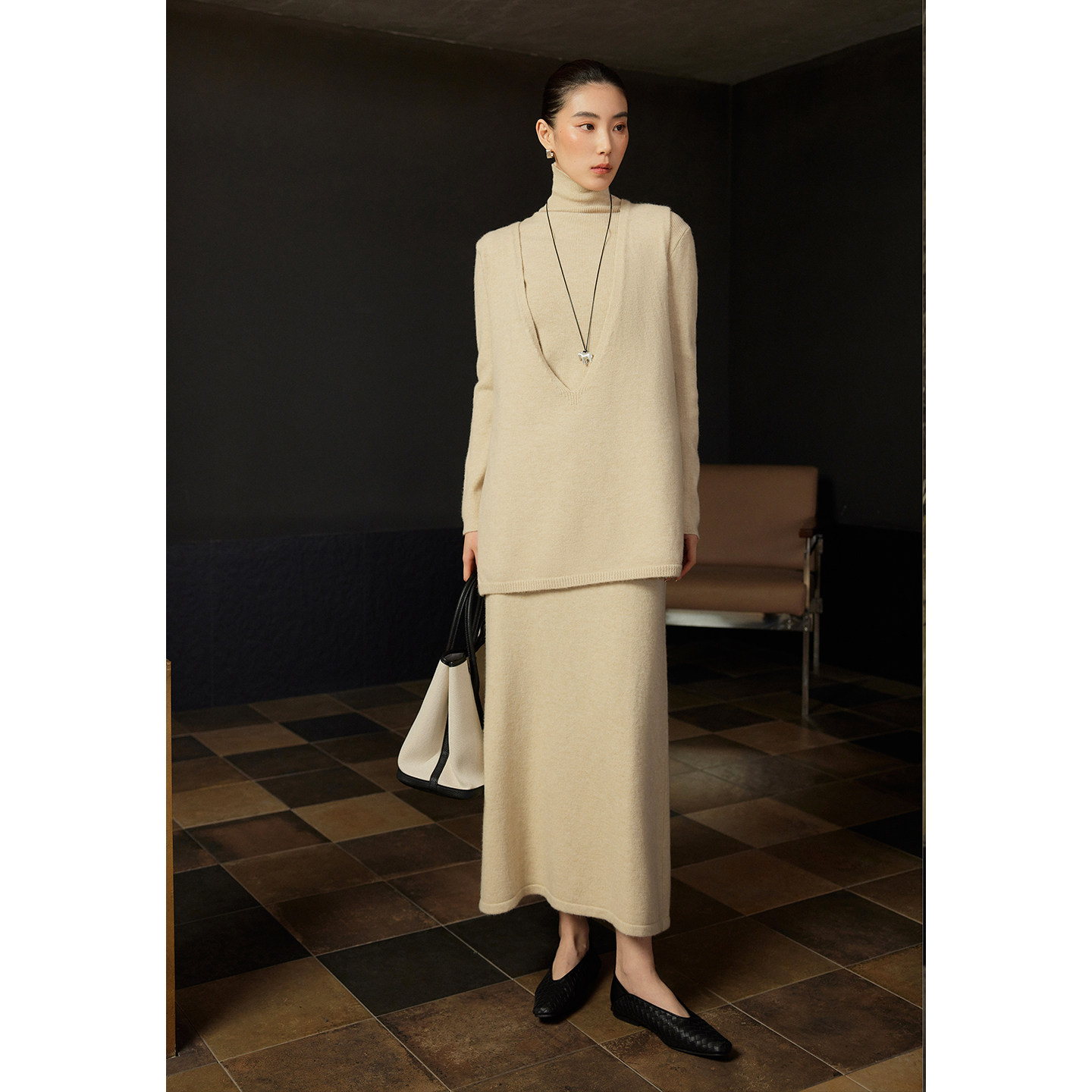 BW2026春季新款三件套中长款半裙时髦马甲长袖高领针织衫套装女,女装/女士精品,时尚套装,淘宝优惠券,粉丝福利购,淘宝优惠卷