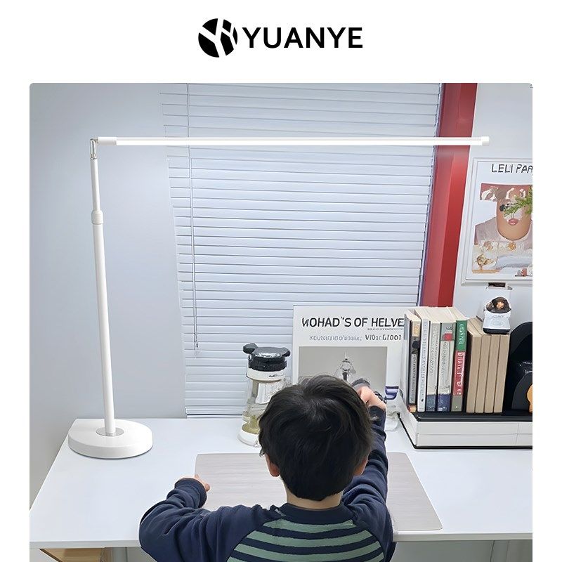 白色台灯2025年新款学习护眼专用工作宿舍书桌插电式夹式写作业灯
