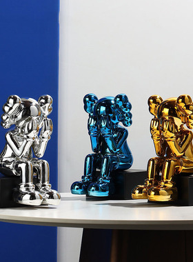 暴力熊KAWS雕塑摆件酒店样板间客厅电视柜旁落地卡通公仔软装饰品