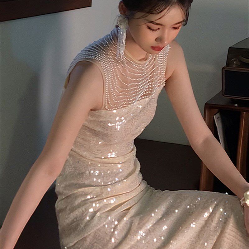 白色亮片闪闪珍珠法式小礼服裙高级感连衣裙女生日party领证订婚