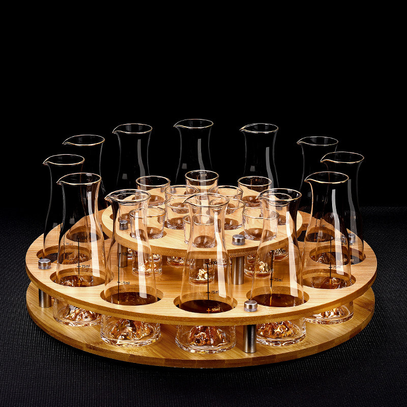 金箔白酒杯分酒器套装家用小号酒杯一口杯酒盅中式酒具带刻度杯架