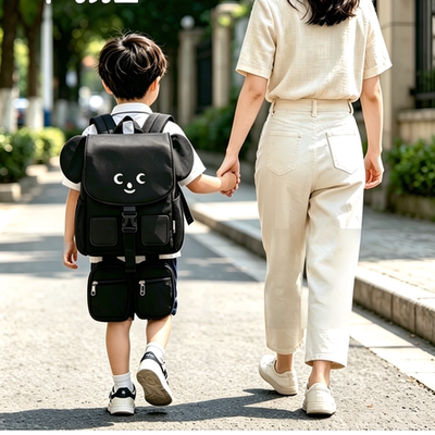 UiUiKUMO超级可爱有趣的大象书包
