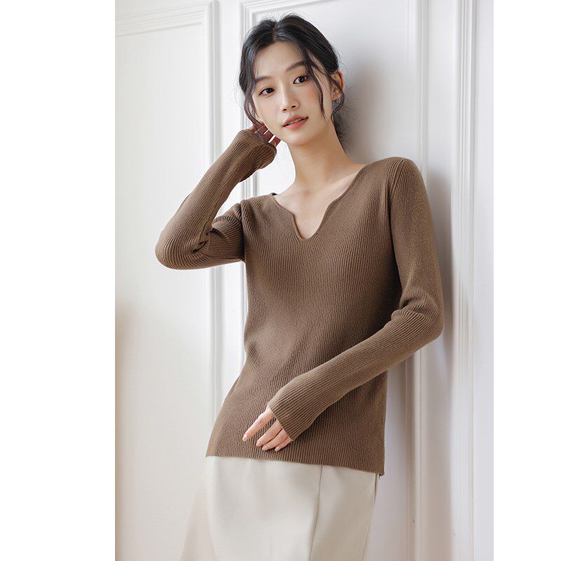 v领毛衣女2024秋冬新款长袖修身内搭套头黑色打底针织衫低领上衣
