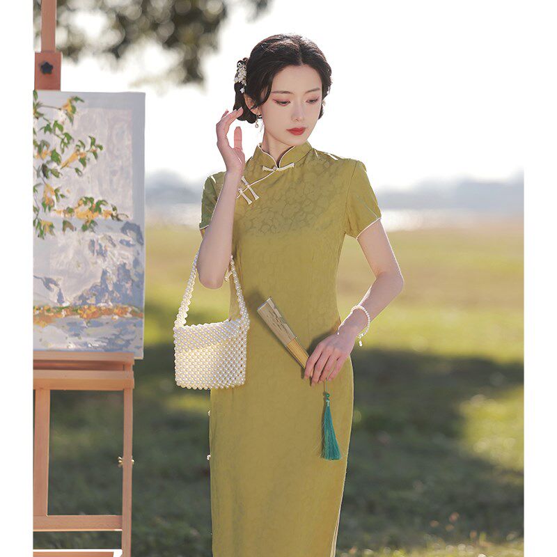 绿色旗袍新款2025夏季年轻款少女新中式改良连衣裙日常可穿民国风