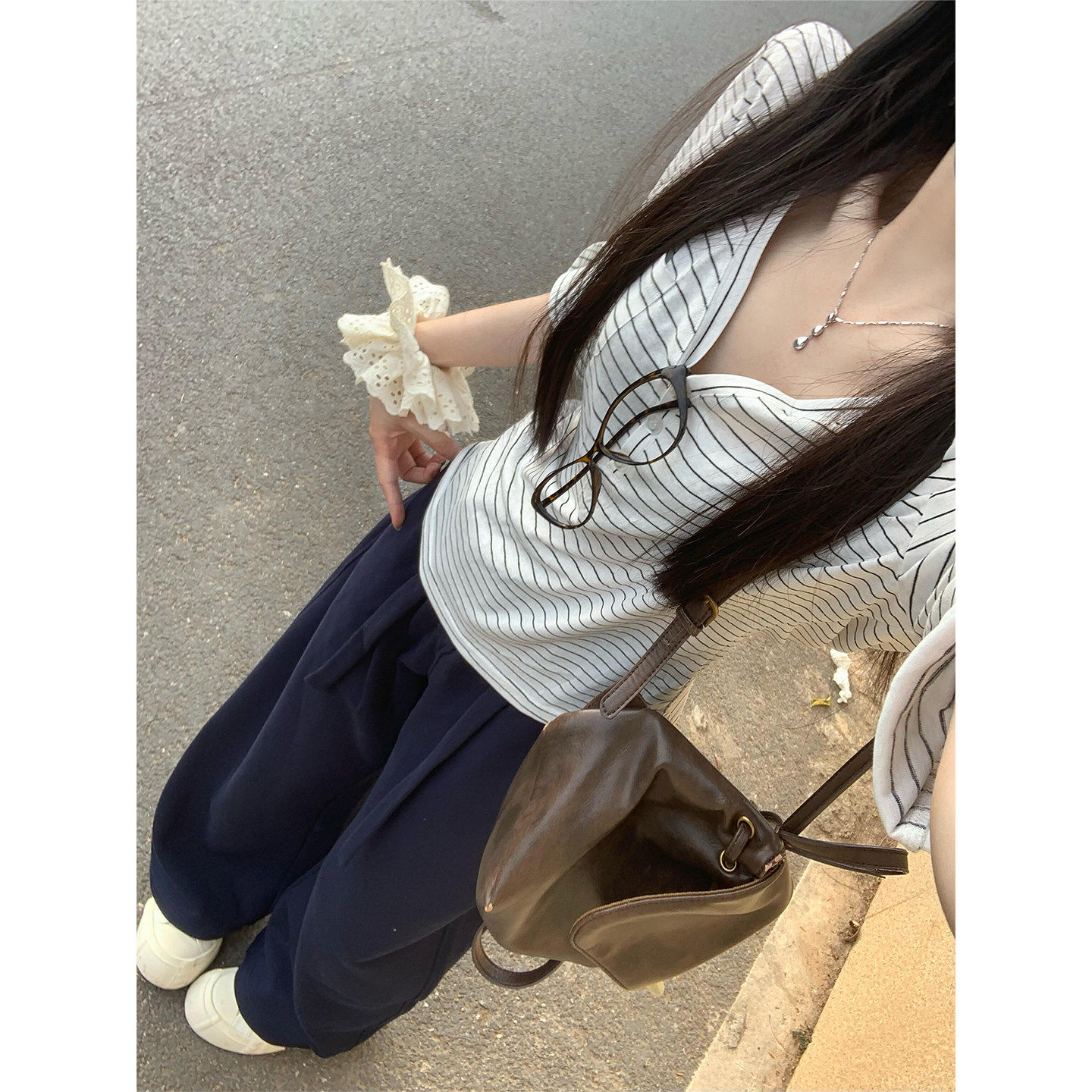 法式温柔风休闲运动套装女夏季设计感条纹V领7分袖T恤长裤两件套