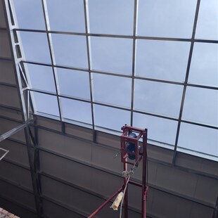 彩钢板封院子钢化玻璃阳光房方钢金属棚物流仓库户外仓储篷房