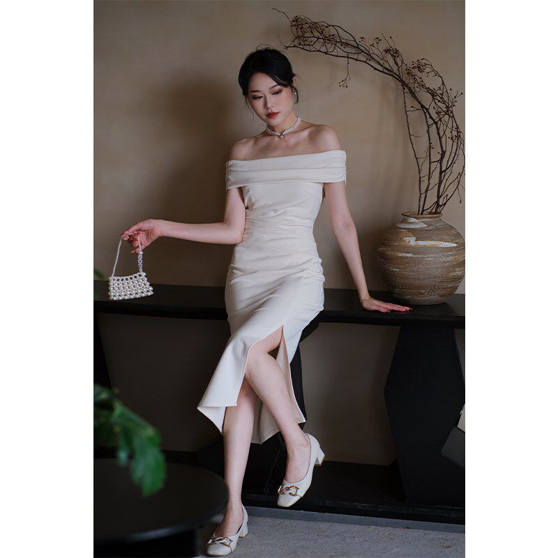 鹿与玫瑰新中式一字肩连衣裙女复古气质订婚白色轻婚纱小礼服裙子