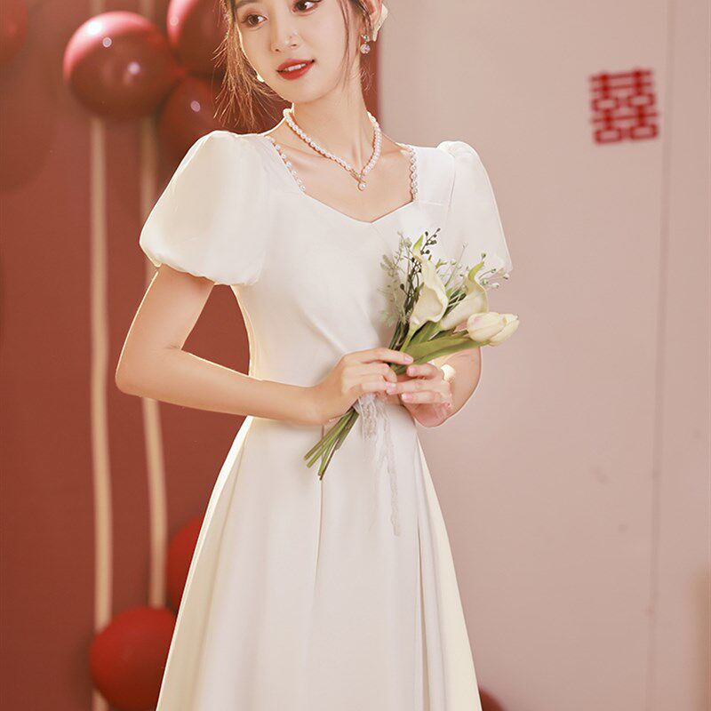 白色小晚礼服平时可穿秋季领证登记小白裙伴娘服女新娘订婚连衣裙