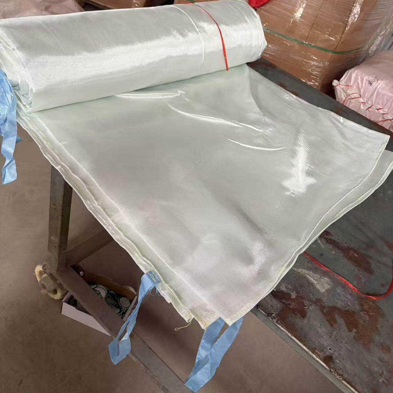 新能源汽车灭火毯消防火阻燃布玻璃纤维耐高温充电动车衣自然隔氧