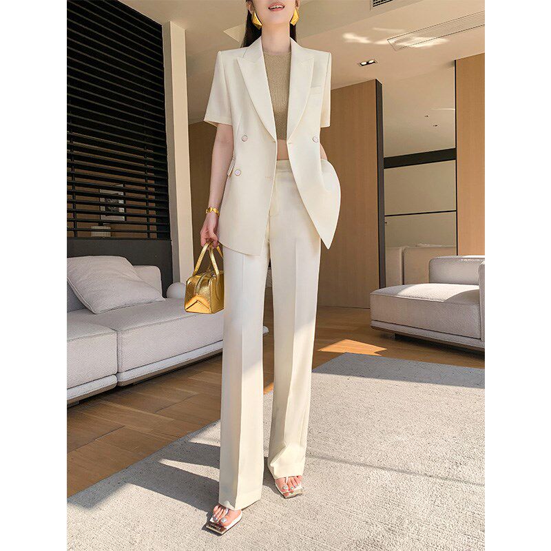 黑色夏天西装套装女2024新款高级感小个子薄款短袖阔腿裤休闲西服