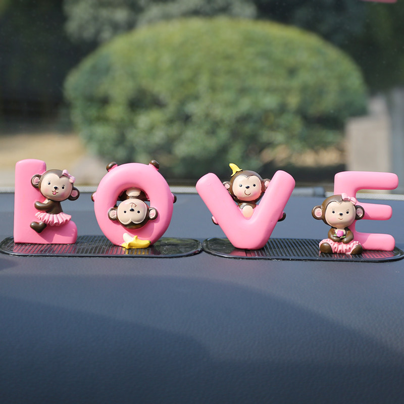 可爱汽车摆件创意车载车内玩偶汽车用品饰品车饰小猴子公仔装饰品