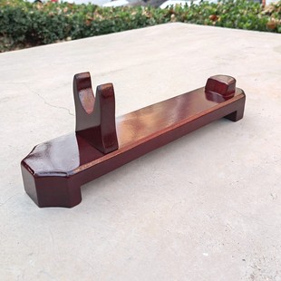 桃木斧架斧头架子斧子架木头斧托架底座红色斧托简易斧座木雕摆件