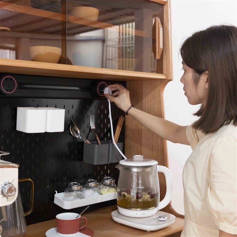 北欧实木餐边柜多功能一体靠墙高柜简约储物柜洞洞板小户型茶水柜,住宅家具,餐边柜,淘宝优惠券,粉丝福利购,淘宝优惠卷