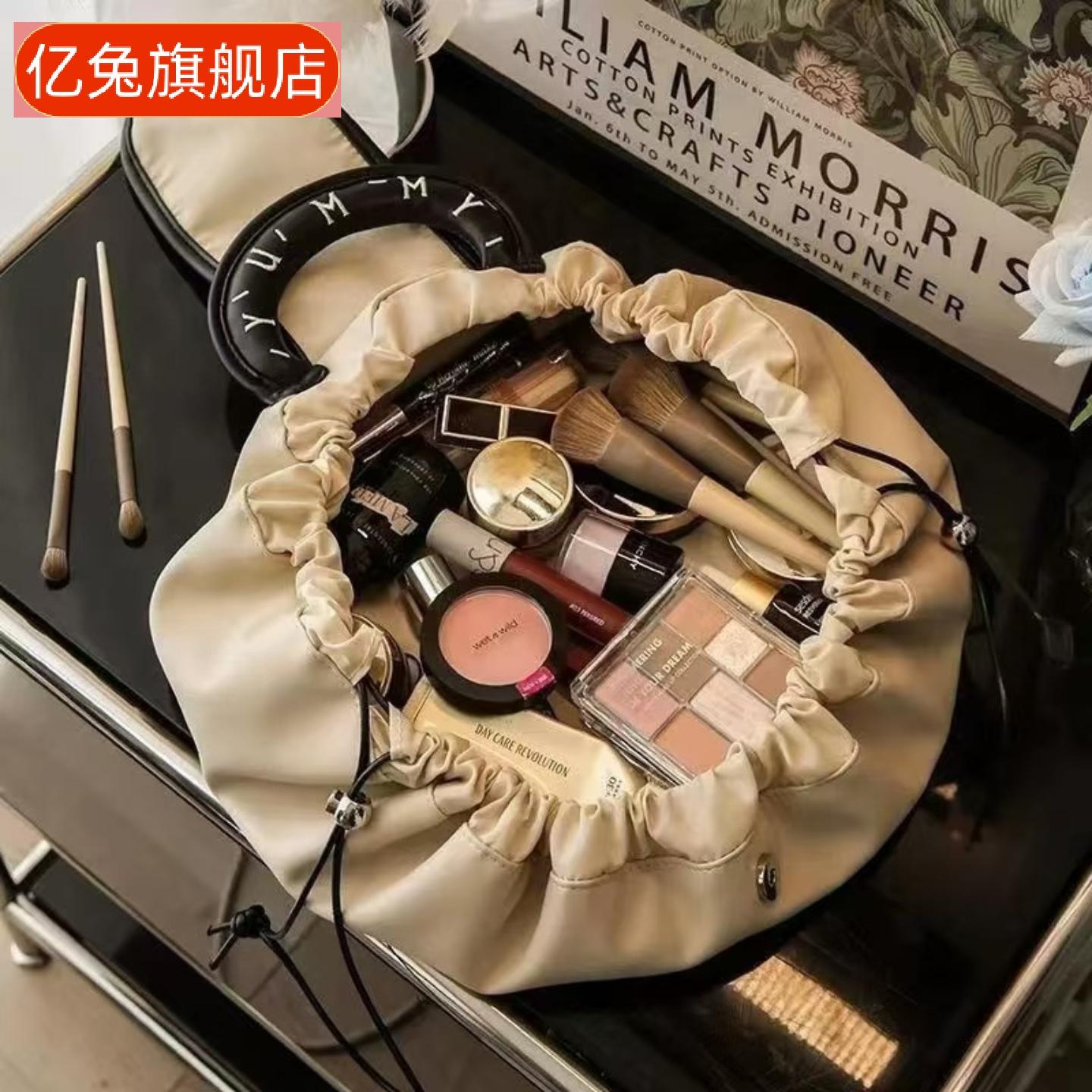 新款大容量懒人化妆包女洗漱手提