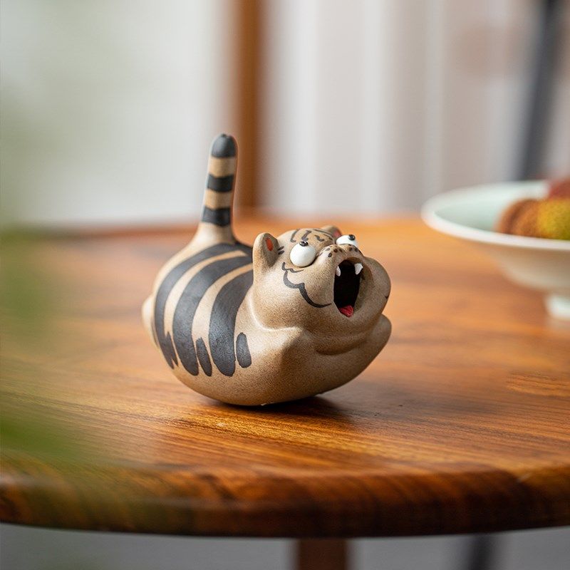创意中式陶瓷摆件线香檀香香座家用小老虎萌系香薰炉香器托盘茶宠
