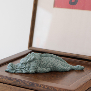 创意呆萌趴赢龙鱼茶宠茶玩摆件国潮鱼化龙鱼缸造景客厅桌面装饰品