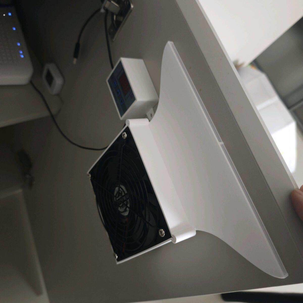 弱电箱机柜门缝风扇散热路由器导风槽电箱散热器