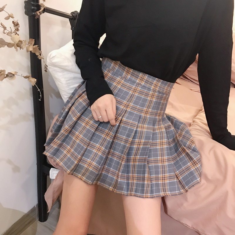 大码女装百褶裙女2018新款格子学生半身裙胖mm松紧防走光a字短裙