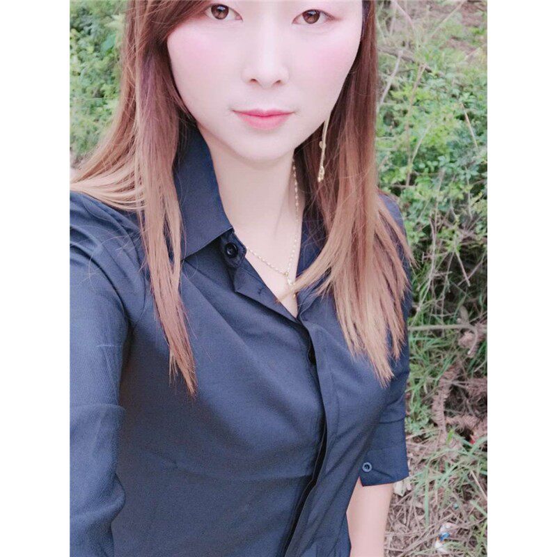 秋冬款加绒加厚黑色白色衬衫女修身显瘦时尚职业制服衬衣女学生