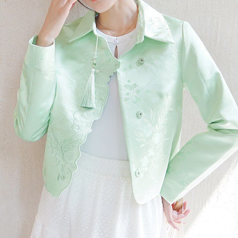 ATAR新中式2025春装新款蝴蝶绣花衬衫式短外套 女提花流苏小西服