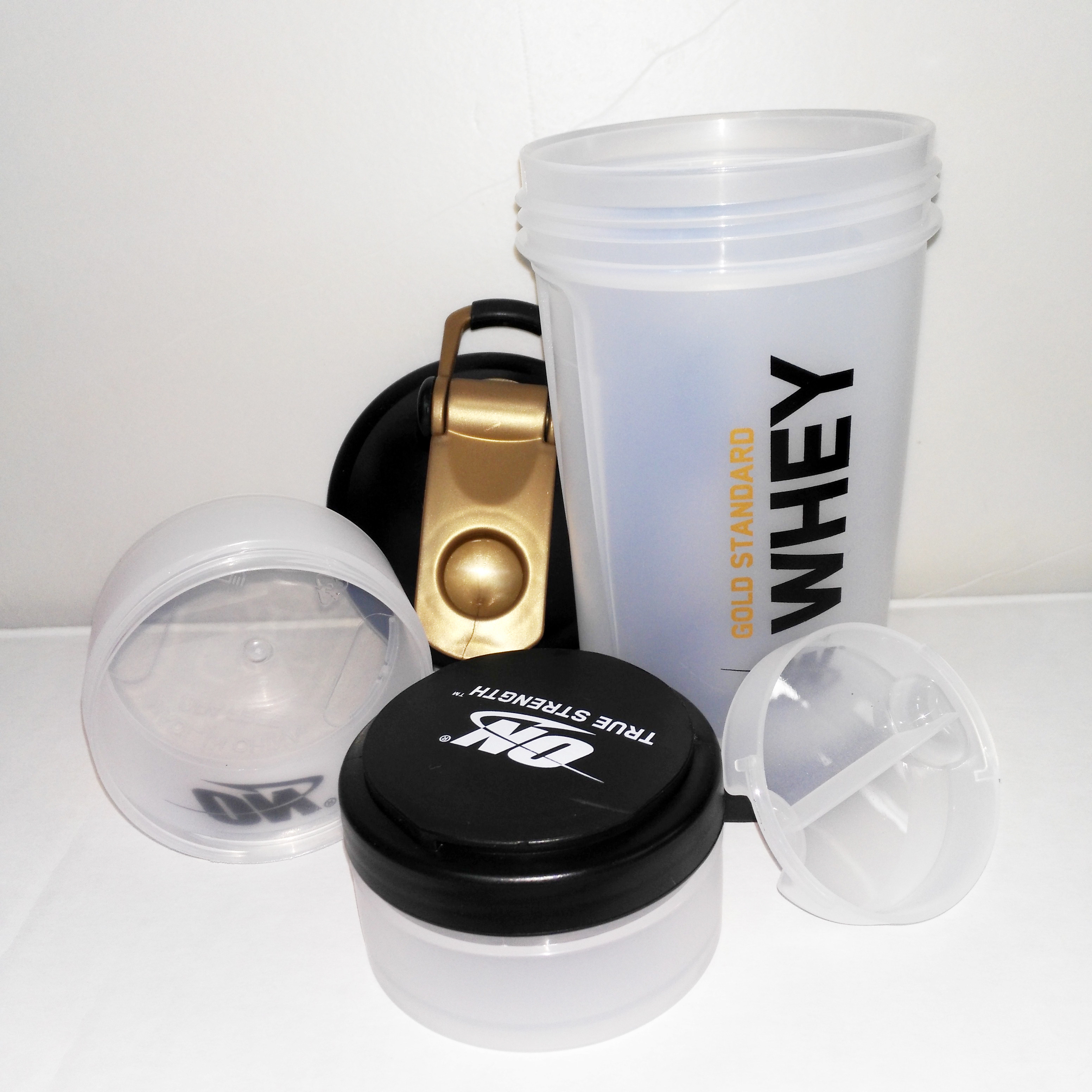 on奥普帝蒙摇杯蛋白粉杯子多功能三层 450毫升 带粉盒胶囊盒