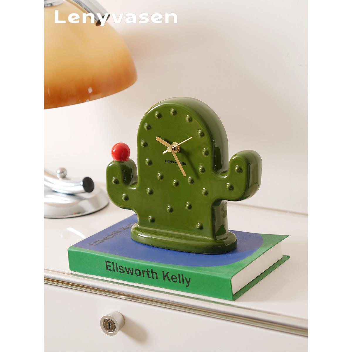 LENYVASEN 多巴胺仙人掌时尚陶瓷桌面座钟静音客厅卧室家居装饰品