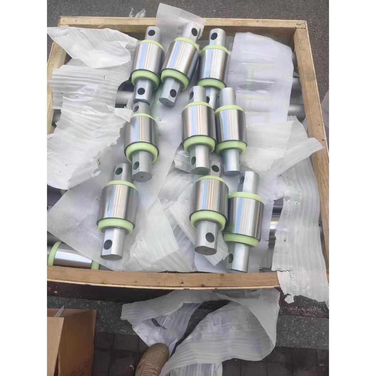 三一250t 50吊车配件后桥平衡梁专用 饺头轴套 关节轴承 球头